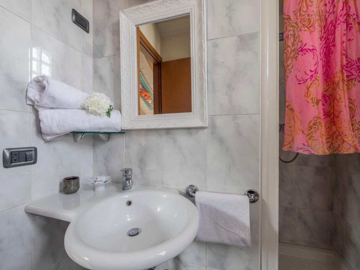 Appartamenti Villa Tonni Gabicce Mare Ngoại thất bức ảnh