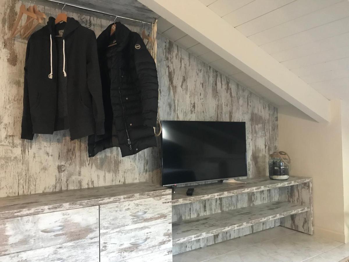 Appartamenti Villa Tonni Gabicce Mare Ngoại thất bức ảnh